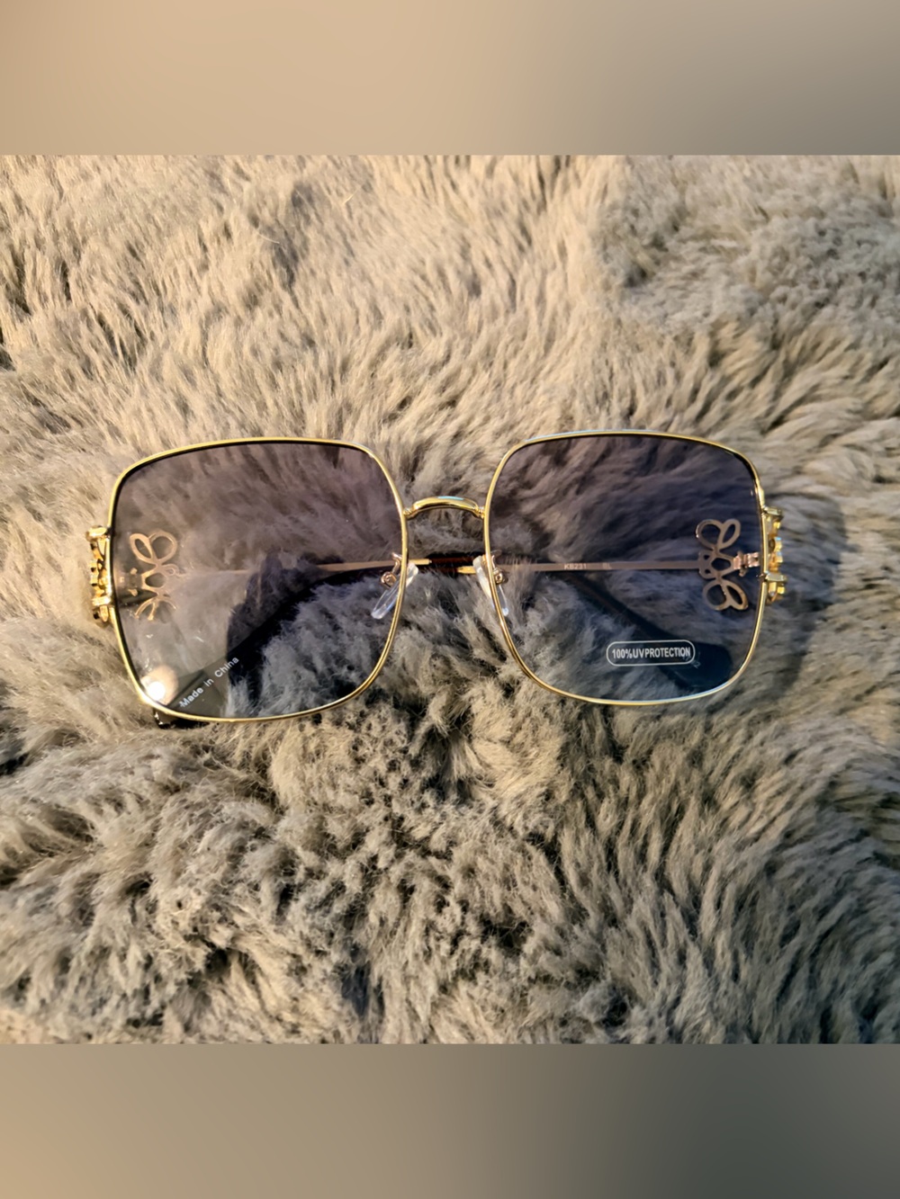 SEND OFFER !!  Gold Filigree Round Sunglasses